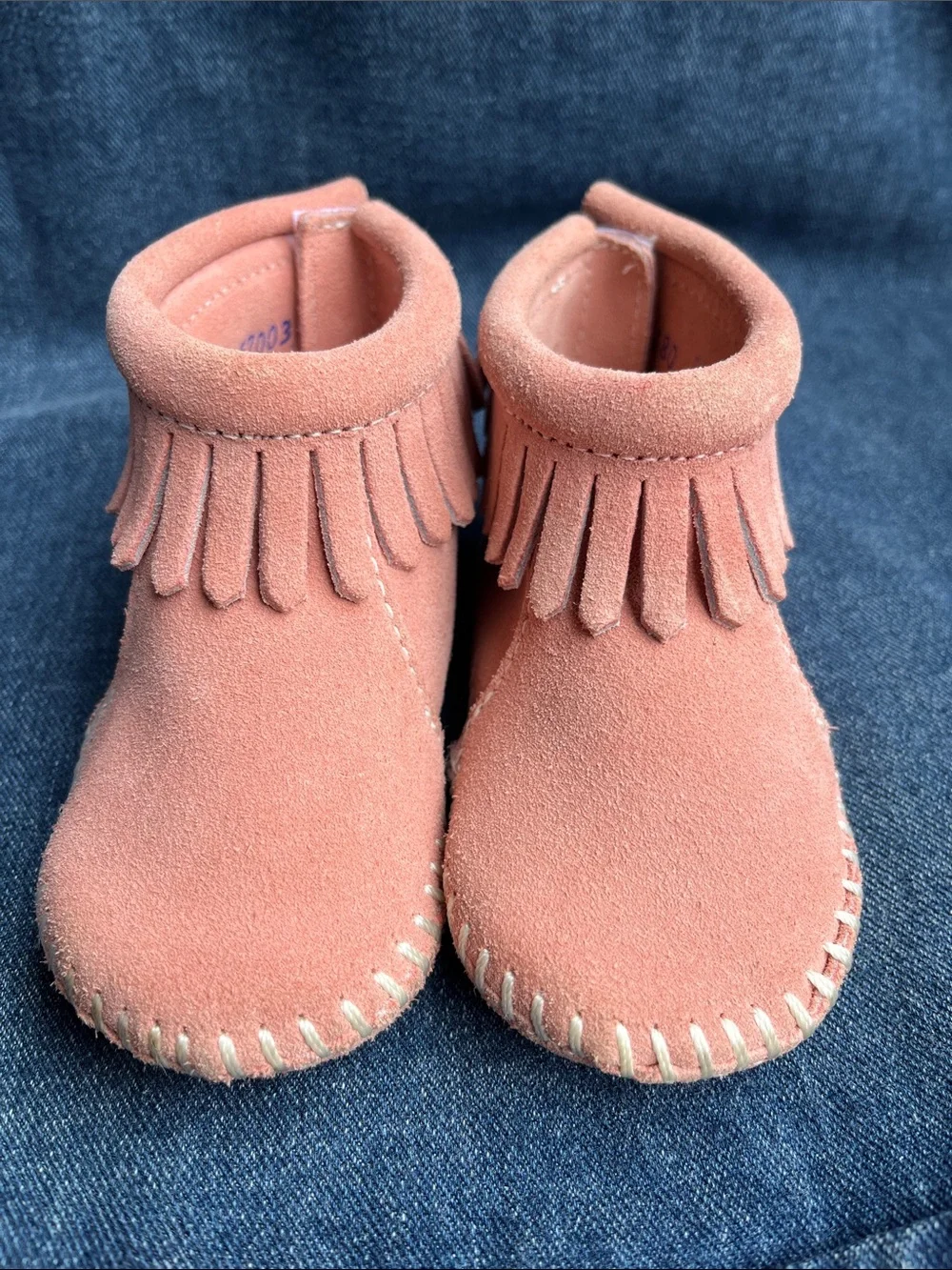 Infant Minnetonka Pink fringe Leather boots size 3